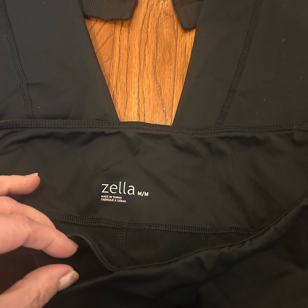 Zella Black Activewear Set - Picture 4 of 7